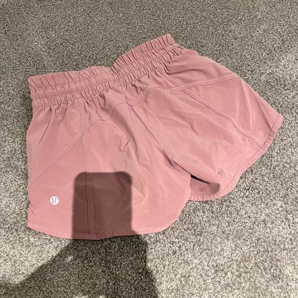 Lululemon Pink Taupe Tracker Shorts - Picture 3 of 4